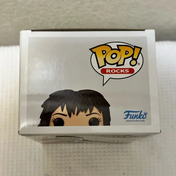 Funko POP! Rocks Joan Jett And The Black Hearts 'Joan Jett' #265 - Picture 5 of 6